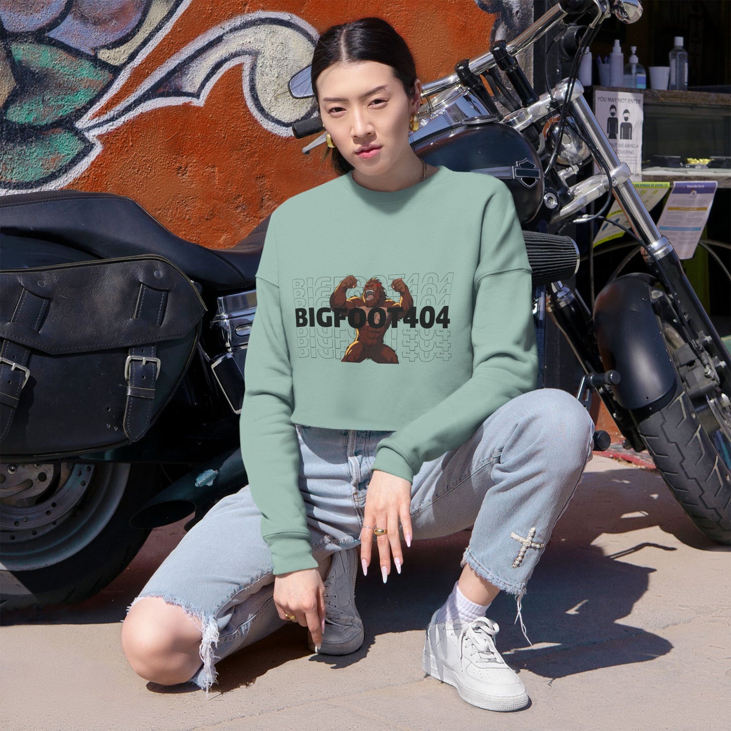 Women's Cropped Sweatshirt